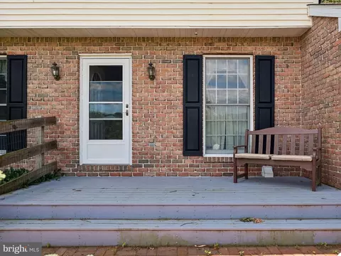 Exterior - 407 Miller Rd, Reading, PA 19608 photo 2 of 14