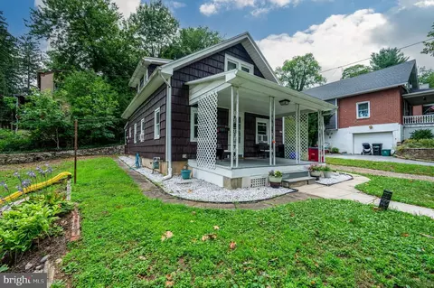 404 Seiberts Ct, Reading, PA 19609