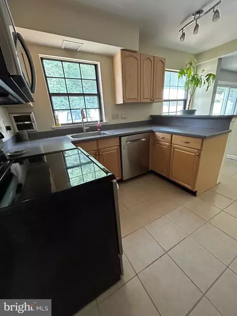 Kitchen - 21 Matthew Dr, Reading, PA 19608 photo 1 of 4