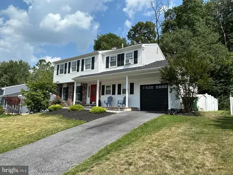 Exterior - 21 Matthew Dr, Reading, PA 19608 photo 5 of 8