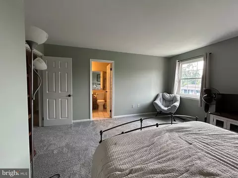 Bedroom - 21 Matthew Dr, Reading, PA 19608 photo 3 of 5