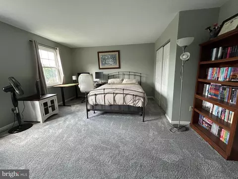 Bedroom - 21 Matthew Dr, Reading, PA 19608 photo 2 of 5