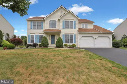 111 Running Creek Dr, Reading, PA 19608