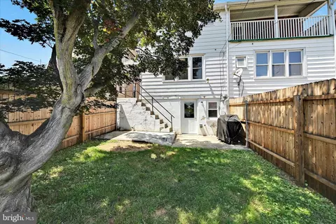 Exterior - 1038 Fern Ave, Reading, PA 19607 photo 11 of 12
