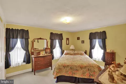 Bedroom - 476 S Wyomissing Ave, Reading, PA 19607 photo 1 of 3