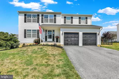 29 Solvay Dr, Reading, PA 19605