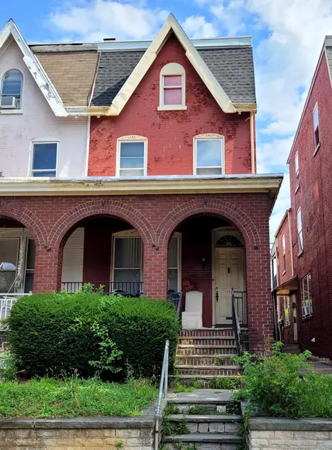 117 W Douglass St, Reading, PA 19601
