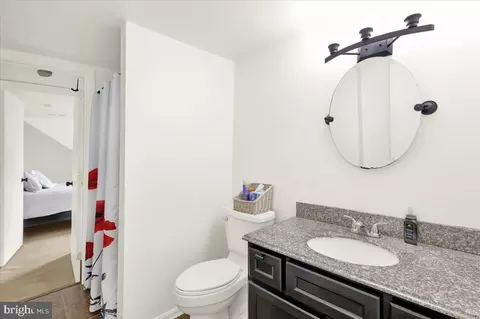 Bath - 2314 Reading Blvd, Reading, PA 19609 photo 3 of 3