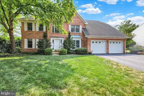 Exterior - 200 Sturbridge Dr, Wyomissing, PA 19610 photo 9 of 10