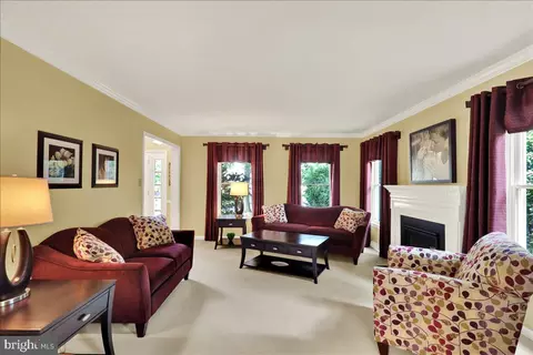 Living - 200 Sturbridge Dr, Wyomissing, PA 19610 photo 2 of 2