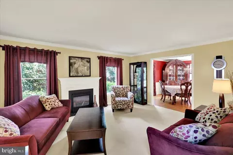 Living - 200 Sturbridge Dr, Wyomissing, PA 19610 photo 1 of 2