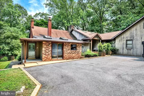 126 W Neversink Rd, Reading, PA 19606