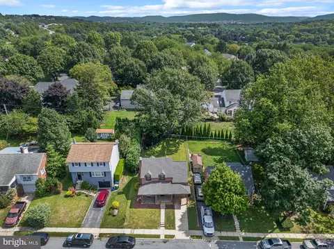 View/Area - 517 Wellington Ave, Reading, PA 19609 photo 2 of 2