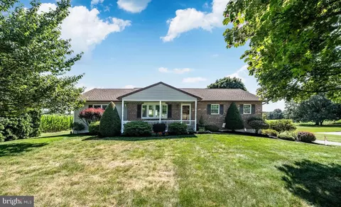 337 Ontelaunee Dr, Shoemakersville, PA 19555