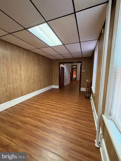 Entry Way - 1049 Oley St, Reading, PA 19604 photo 3 of 10