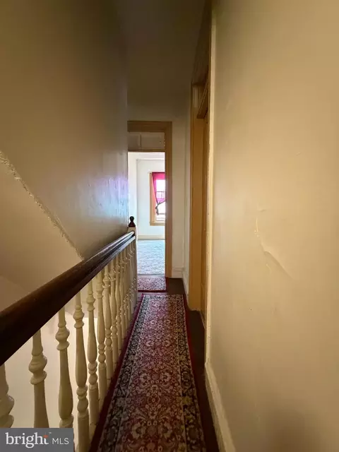Entry Way - 1049 Oley St, Reading, PA 19604 photo 7 of 10