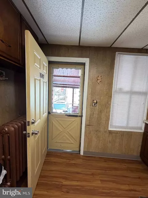 Entry Way - 1049 Oley St, Reading, PA 19604 photo 5 of 10