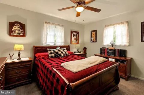 Bedroom - 1514 Liberty Ave, Reading, PA 19607 photo 1 of 4