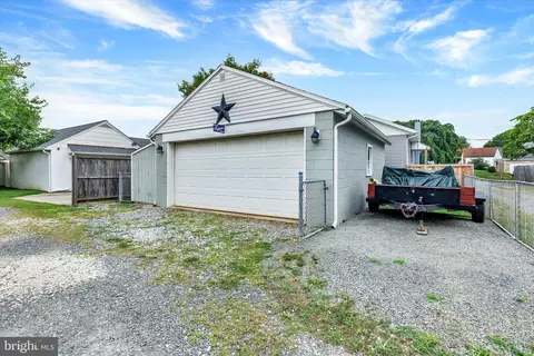 Exterior - 1514 Liberty Ave, Reading, PA 19607 photo 6 of 7