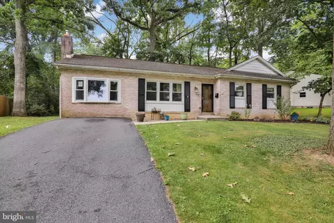 38 Cedarwood Rd, Reading, PA 19610