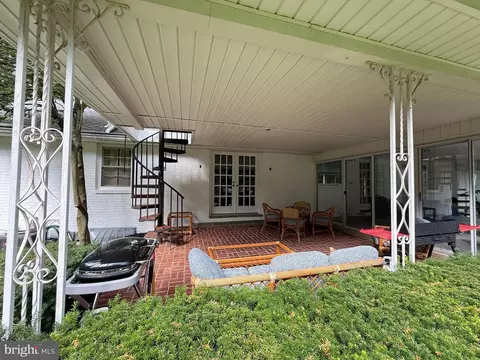 Exterior - 1202 Old Mill Rd, Reading, PA 19610 photo 7 of 10