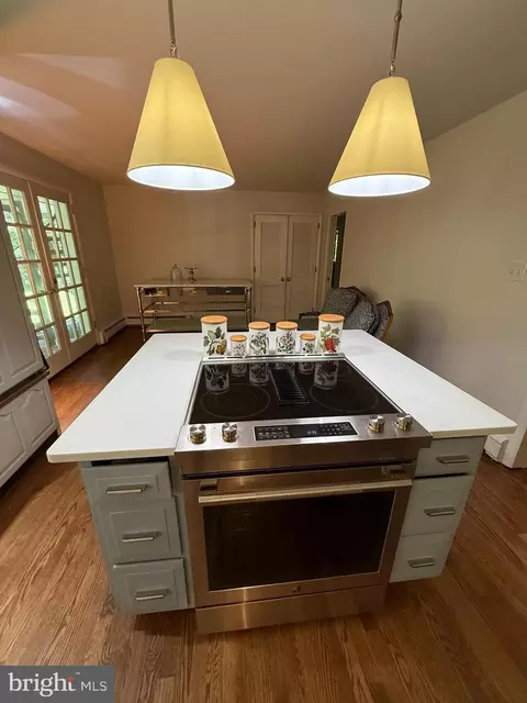 Kitchen - 1202 Old Mill Rd, Reading, PA 19610 photo 6 of 8