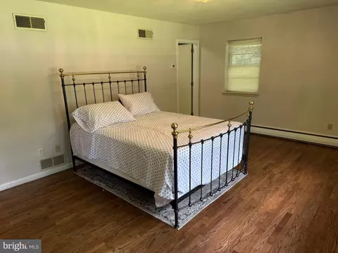 Bedroom - 1202 Old Mill Rd, Reading, PA 19610 photo 4 of 4