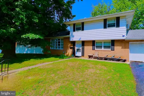 122 Granville Ave, Reading, PA 19607 photo 5