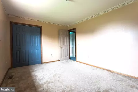 Bedroom - 406 Miller Rd, Reading, PA 19608 photo 4 of 8