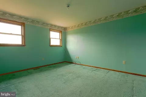 Bedroom - 406 Miller Rd, Reading, PA 19608 photo 5 of 8