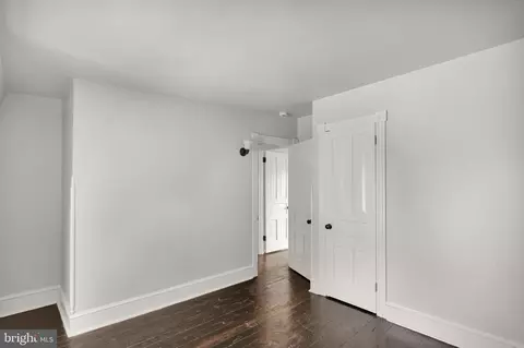 Entry Way - 531 Weiser St, Reading, PA 19601 photo 8 of 14
