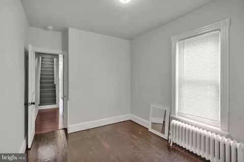 Entry Way - 531 Weiser St, Reading, PA 19601 photo 7 of 14