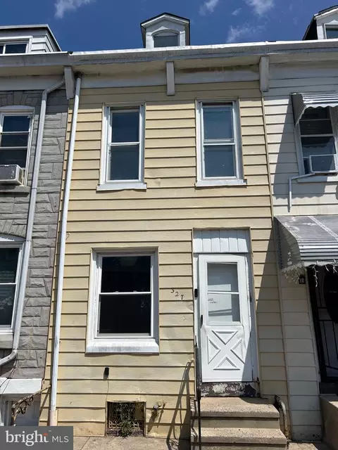 327 S 11th St, Reading, PA 19602