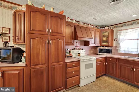 Kitchen - 1221 Broadway Blvd, Reading, PA 19607 photo 1 of 3