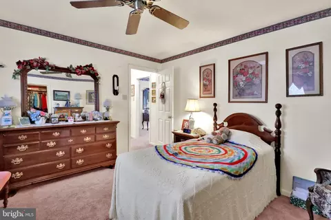 Bedroom - 1221 Broadway Blvd, Reading, PA 19607 photo 5 of 6