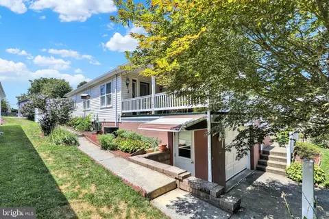 Exterior - 1221 Broadway Blvd, Reading, PA 19607 photo 1 of 5