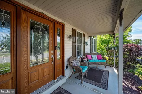 Exterior - 431 E Augusta Dr, Sinking Spring, PA 19608 photo 6 of 23