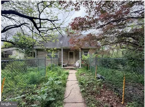 1021 Possum Ln, Leesport, PA 19533