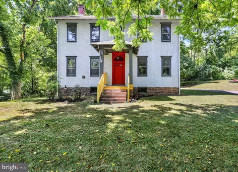 Exterior - 1840 Philadelphia Ave, Reading, PA 19607 photo 8 of 14