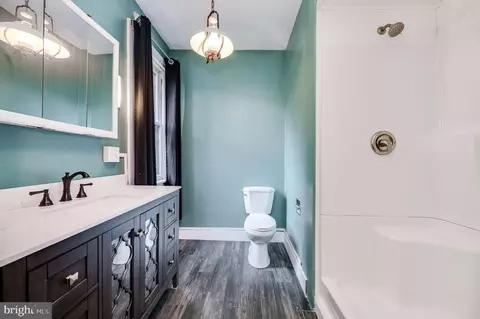 Bath - 1840 Philadelphia Ave, Reading, PA 19607 photo 1 of 3