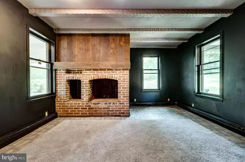 Living - 1840 Philadelphia Ave, Reading, PA 19607 photo 4 of 4