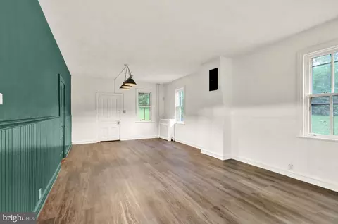 Living - 1840 Philadelphia Ave, Reading, PA 19607 photo 3 of 4