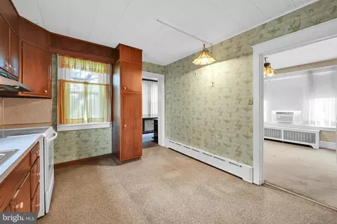 Entry Way - 41 Wilson St, West Lawn, PA 19609 photo 1 of 3