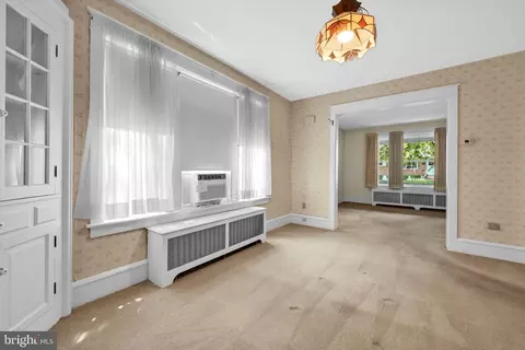 Living - 41 Wilson St, West Lawn, PA 19609 photo 5 of 5
