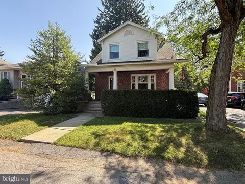 41 Wilson St, West Lawn, PA 19609