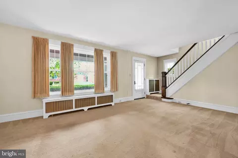 Living - 41 Wilson St, West Lawn, PA 19609 photo 2 of 5