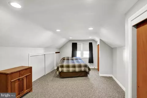 Bedroom - 805 Jerome Pl, West Lawn, PA 19609 photo 5 of 6
