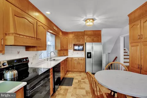 Kitchen - 805 Jerome Pl, West Lawn, PA 19609 photo 3 of 4