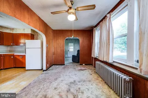 Living - 1237 Carbon St, Reading, PA 19601 photo 6 of 6
