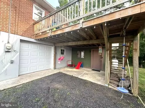 Exterior - 1024 Crestview Ave, Reading, PA 19607 photo 5 of 5
